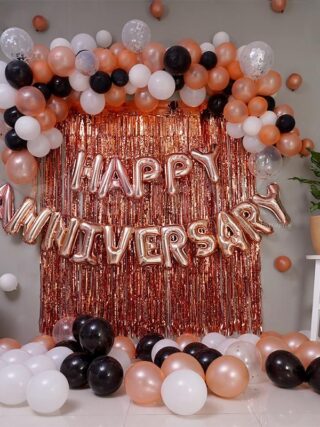 Rosy Anniversary Decoration