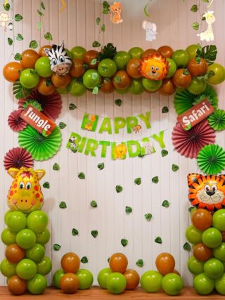 Balloon in wall jungle theme decoration